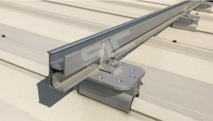 Standing seam roof clamps