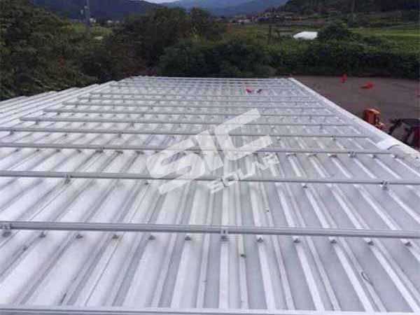 2MW L feet for metal roof project | Sic-solar.com