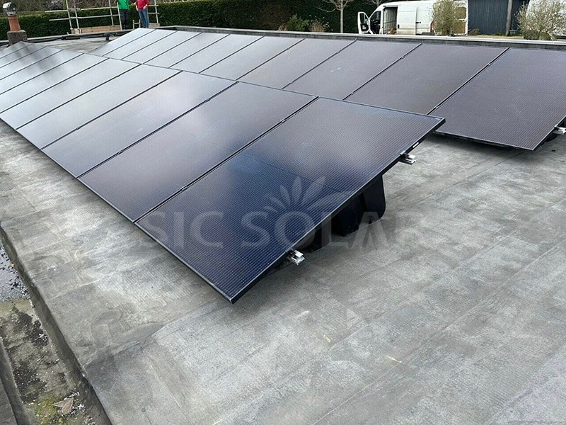 10KW PP Plastic Ballasted Flat Roof Mounting System In U.K.